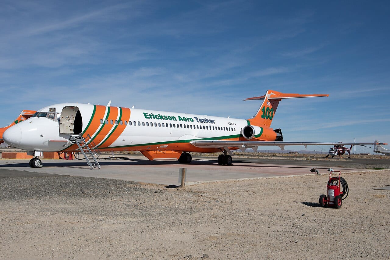McDonnell Douglas MD-80